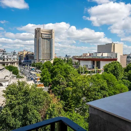 Metropole - Old Apartment