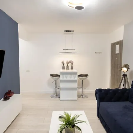 Apartment Metropole - Old *