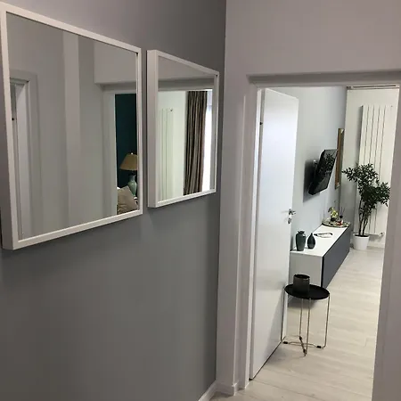 Metropole - Old * Bucharest