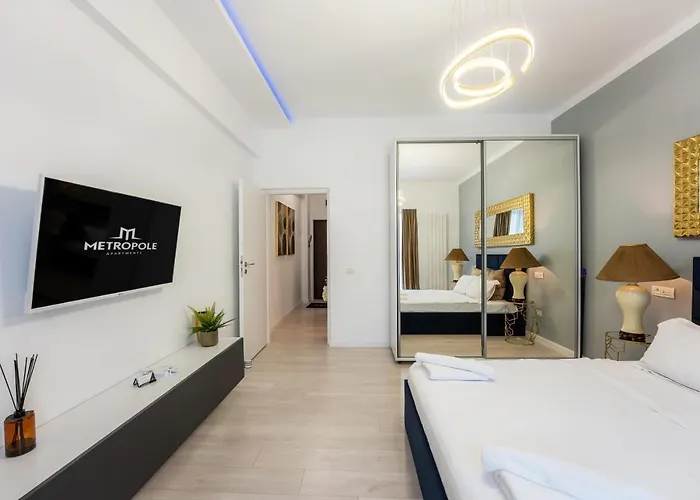 Metropole - Old Βουκουρέστι