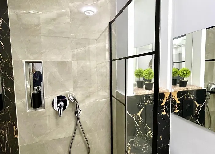 Metropole - Old Lejlighed *