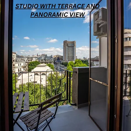 Metropole - Old Apartment