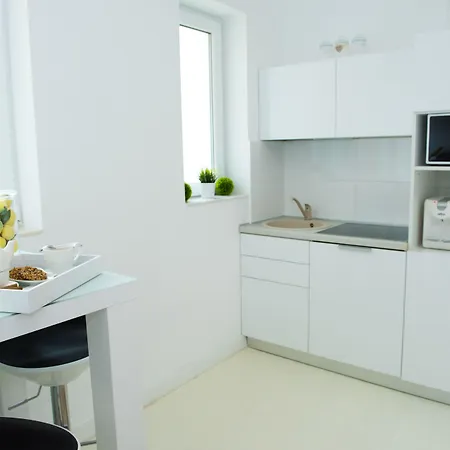 Metropole - Old * Bukarest